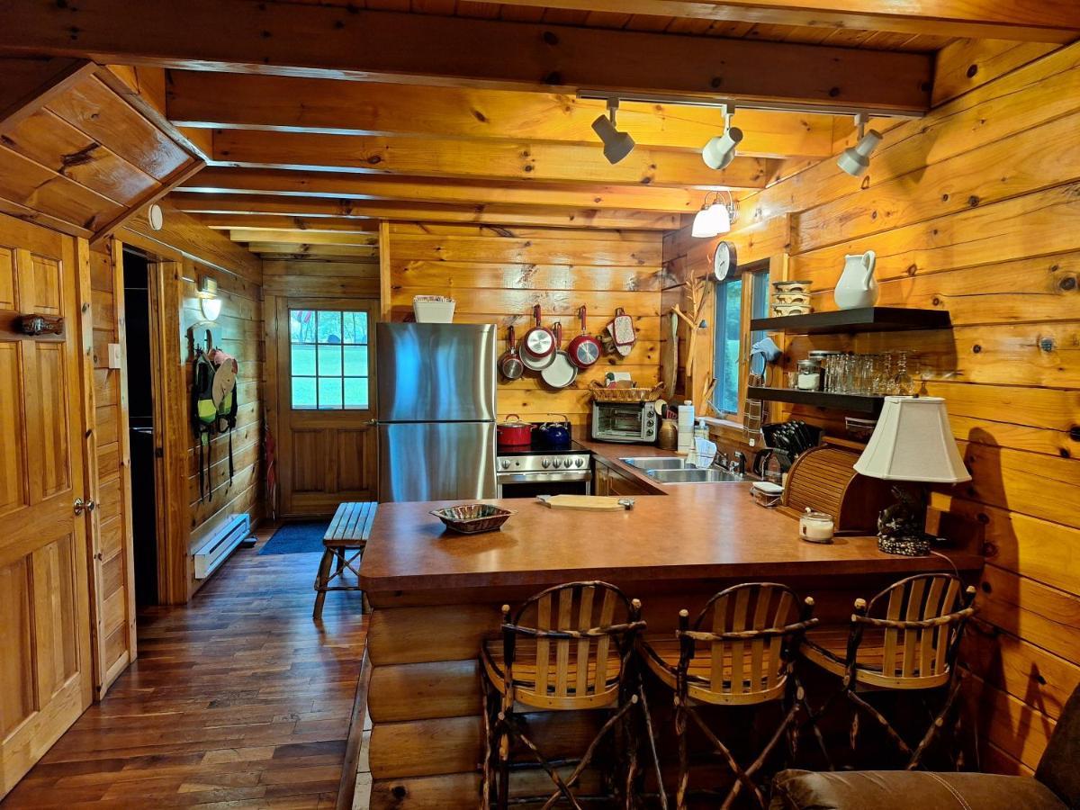 Neshannock Creekside Log Cabin Volant Exteriör bild